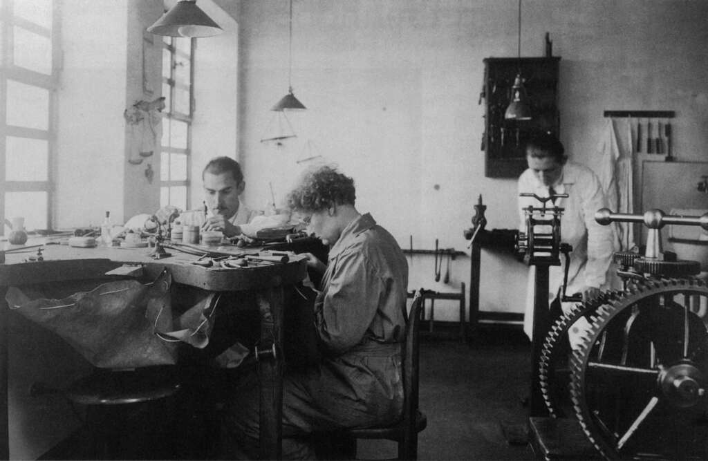 goldschmiedewerkstatt-von-elisabeth-treskow-1927-ruhr-museum