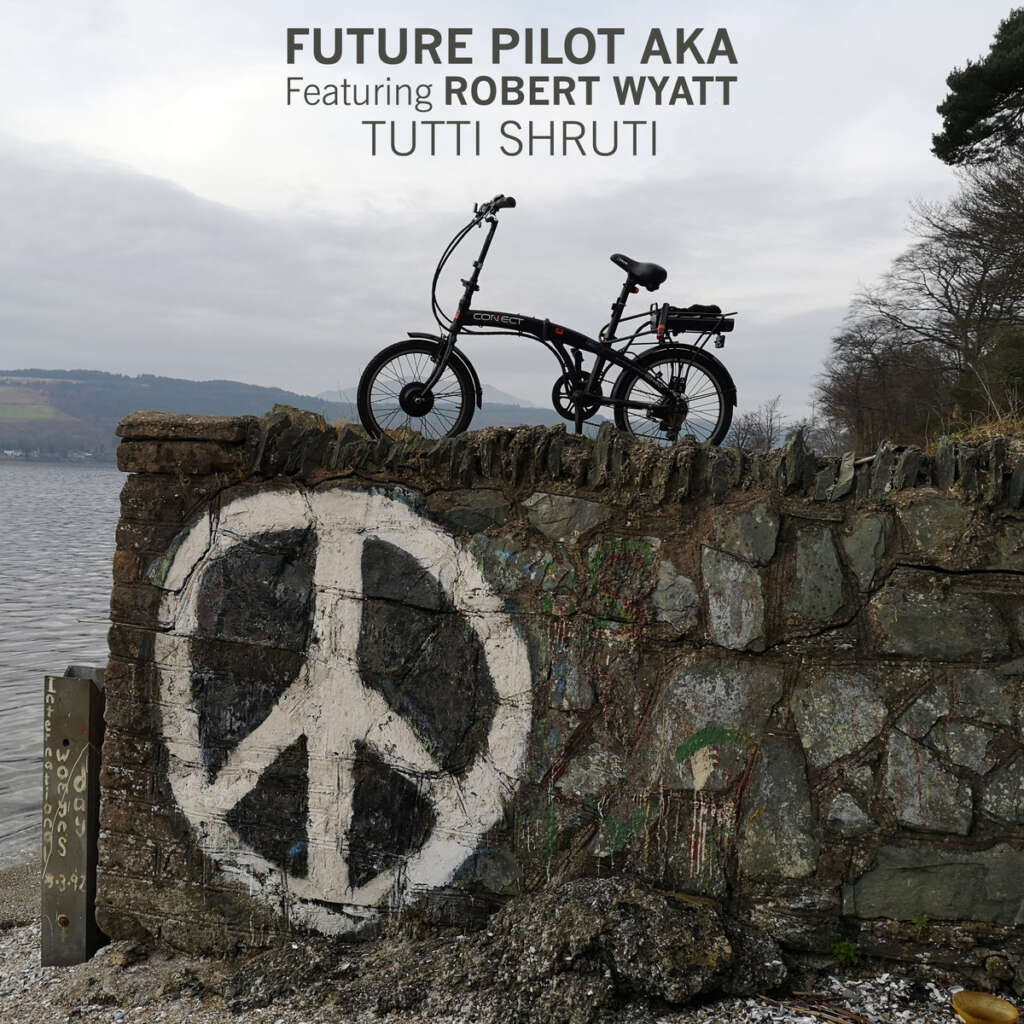 Tutti Shruti heißt die neue Single von Fiture Pilot A.K.A.