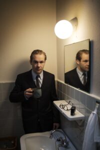 Mirco Kreibich spielt Hamlet am Hamburger Schauspielhaus